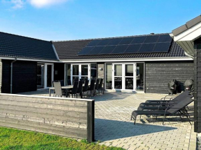 Premium Holiday Home in Gren with Whirlpool in Grenå